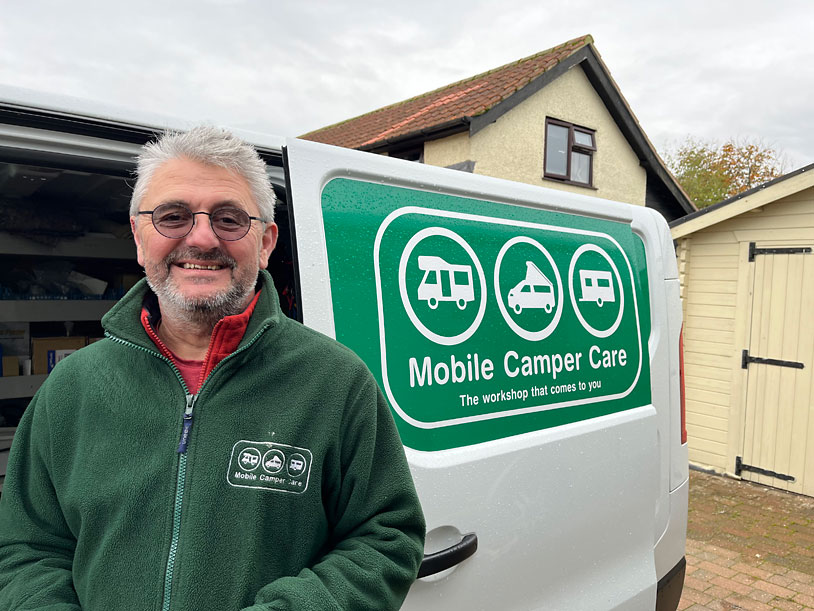 Hi! I'm Simon Spear, your friendly Lincolnshire mobile caravan engineer
